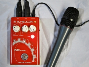 tc-helicon-mic-mechanic-e28093-in-action